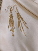 Small chain dangle earrings