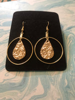 Gold hammered circle earrings